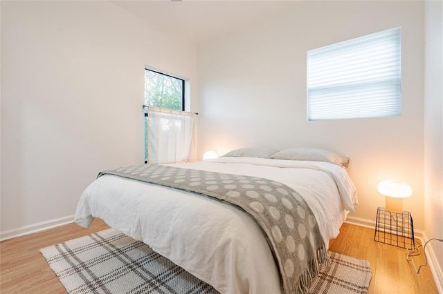 933 E 51st ST, Austin, TX 78751