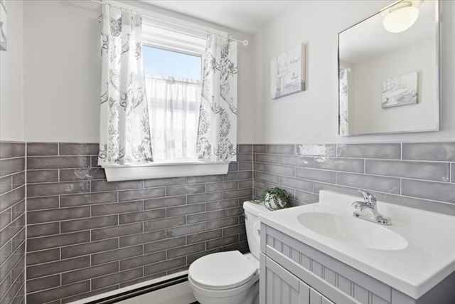 199 Glenellen Rd, Boston, MA 02132