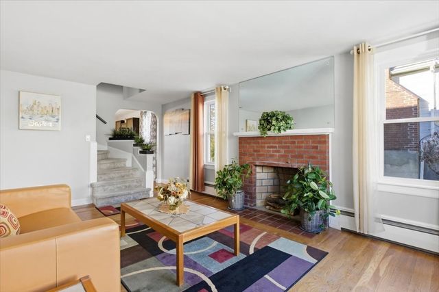 199 Glenellen Rd, Boston, MA 02132