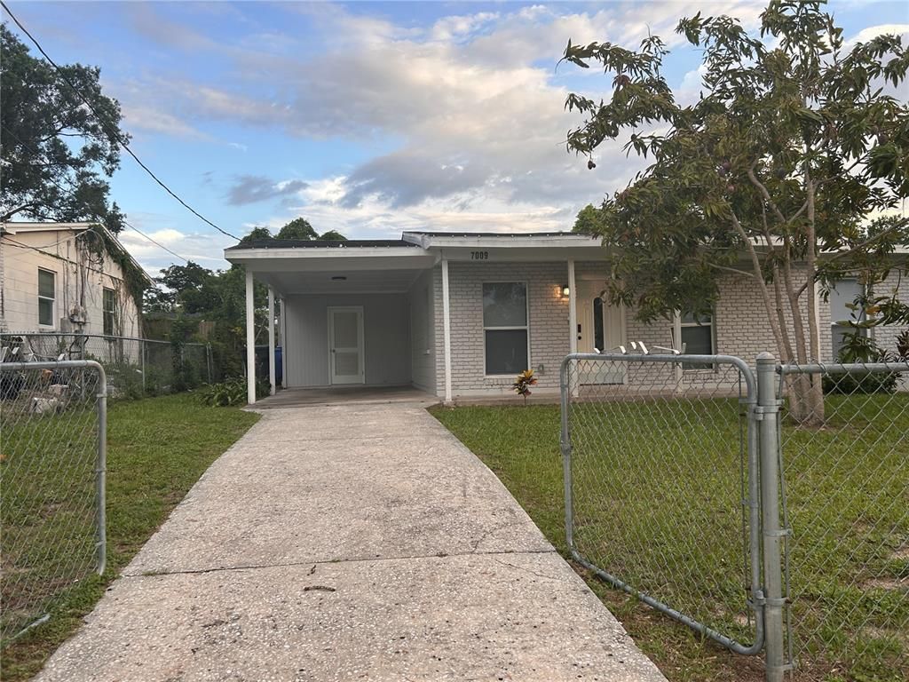 7009 ASPEN AVENUE, Tampa, FL 33637