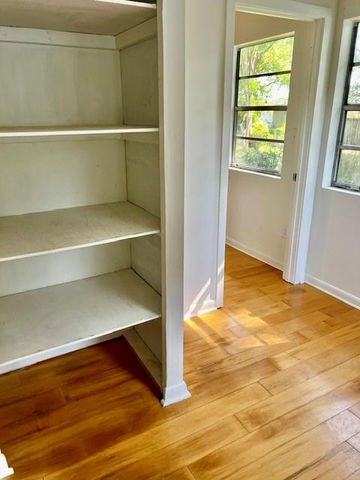107 Esplanade Avenue, Mobile, AL 36606