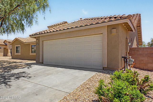 1060 E Stronghold Canyon Lane, Sahuarita, AZ 85629