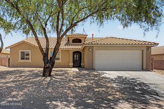 1060 E Stronghold Canyon Lane, Sahuarita, AZ 85629
