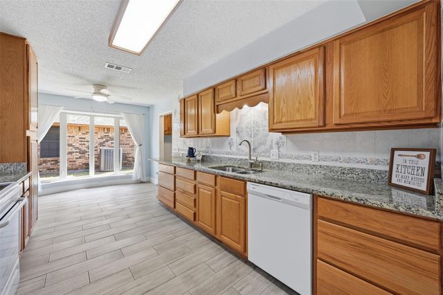 7309 Whitfield Court, North Richland Hills, TX 76180