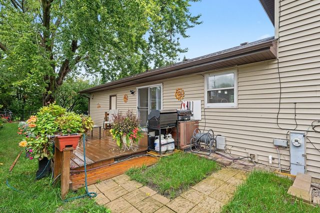 430 E Morse Avenue, Bartlett, IL 60103