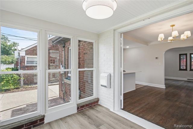 15422 Regina Avenue, Allen Park, MI 48101