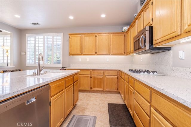 18322 Owl Court, Canyon Country, CA 91387