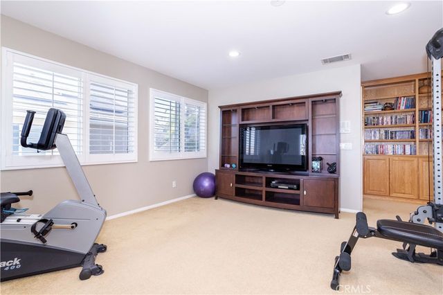18322 Owl Court, Canyon Country, CA 91387