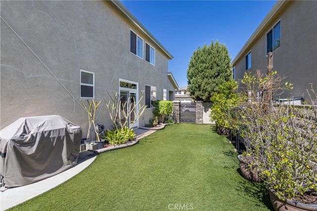 18322 Owl Court, Canyon Country, CA 91387