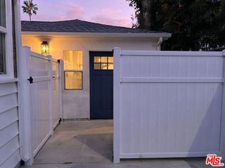 15225 Valleyheart Drive, Los Angeles, CA 91403