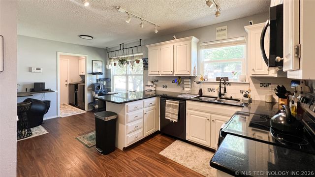 2603 S Gardenia Avenue, Broken Arrow, OK 74012