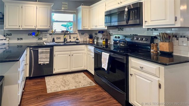 2603 S Gardenia Avenue, Broken Arrow, OK 74012