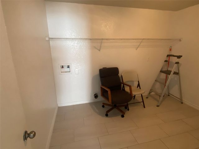 2701 Maegen Circle, Fort Worth, TX 76112