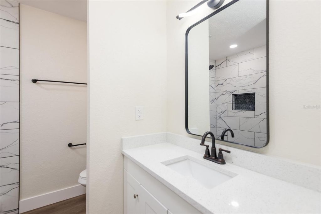 Image 23 of property listing at 110 W BRENTRIDGE DRIVE, Brandon, FL 33511