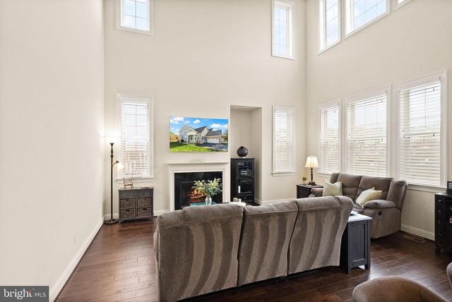 20950 GOOSE PRESERVE DR, Ashburn, VA 20148