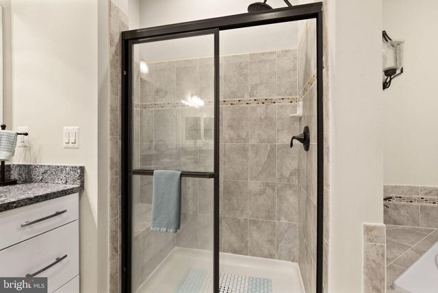 20950 GOOSE PRESERVE DR, Ashburn, VA 20148