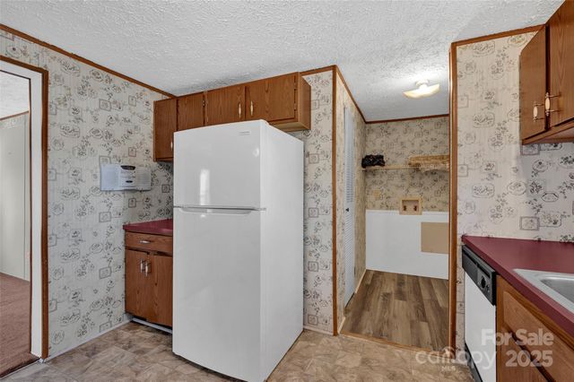 4586 Deal Road, Claremont, NC 28610