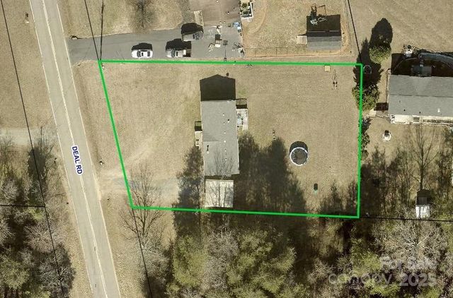 4586 Deal Road, Claremont, NC 28610