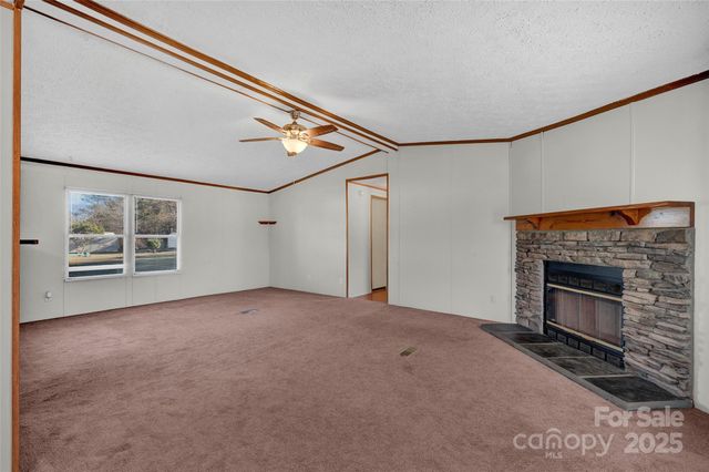 4586 Deal Road, Claremont, NC 28610