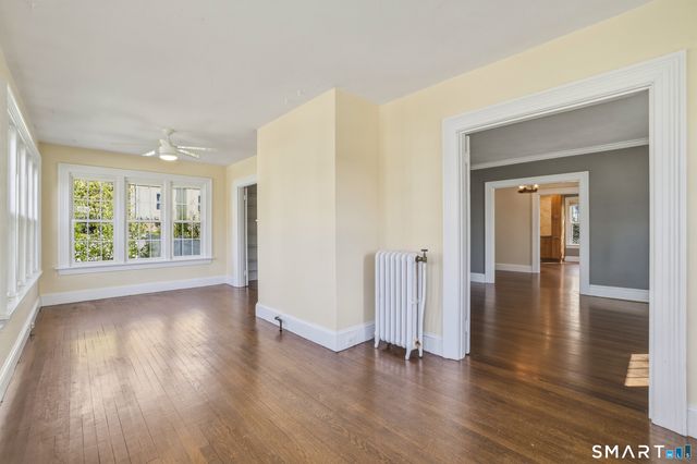5 Broadview Street, Bristol, CT 06010