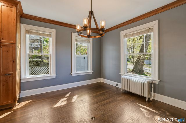 5 Broadview Street, Bristol, CT 06010