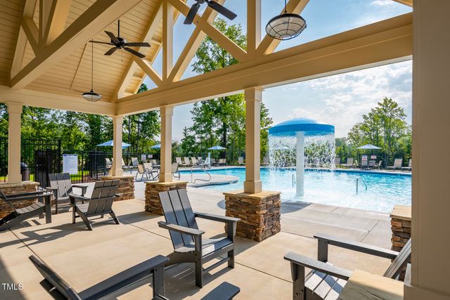 1552 Ivy Meadow Lane, Zebulon, NC 27597