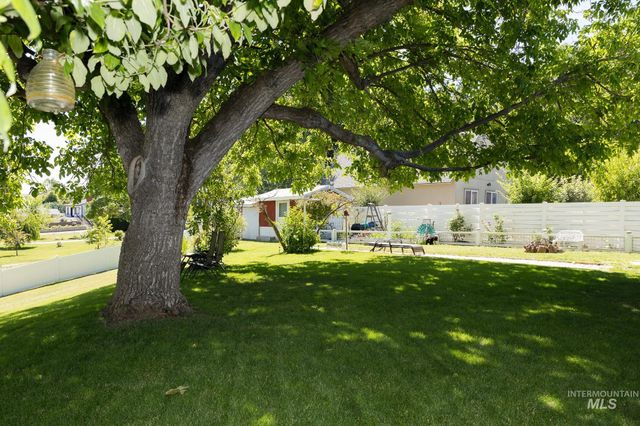 148 N 20th St., Payette, ID 83661