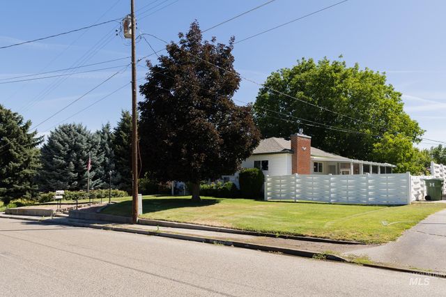148 N 20th St., Payette, ID 83661