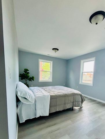 137 S 14th, Mount Vernon, NY 10550