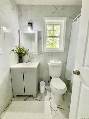 137 S 14th, Mount Vernon, NY 10550
