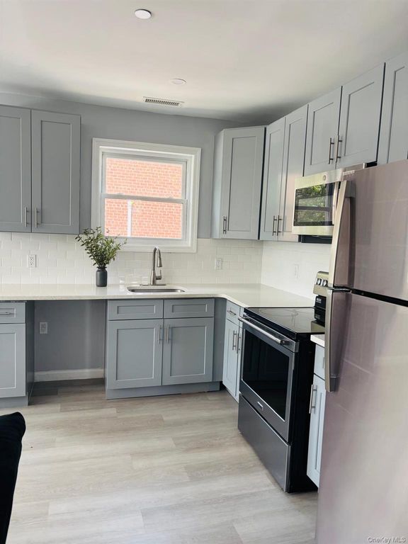 137 S 14th, Mount Vernon, NY 10550 — photo 5