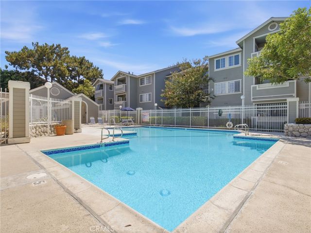 3500 S Greenville Street G10, Santa Ana, CA 92704