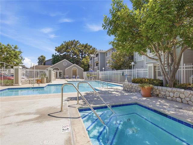 3500 S Greenville Street G10, Santa Ana, CA 92704