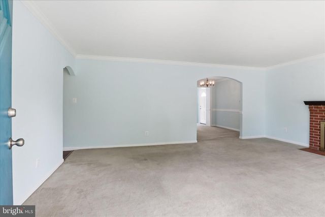 6718 RUSKIN ST, Springfield, VA 22150