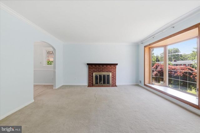 6718 RUSKIN ST, Springfield, VA 22150