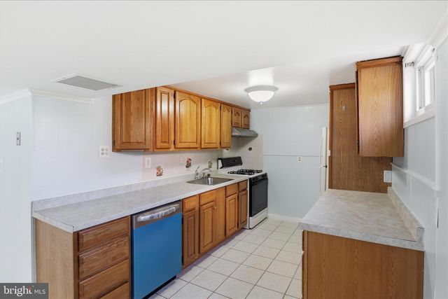 6718 RUSKIN ST, Springfield, VA 22150