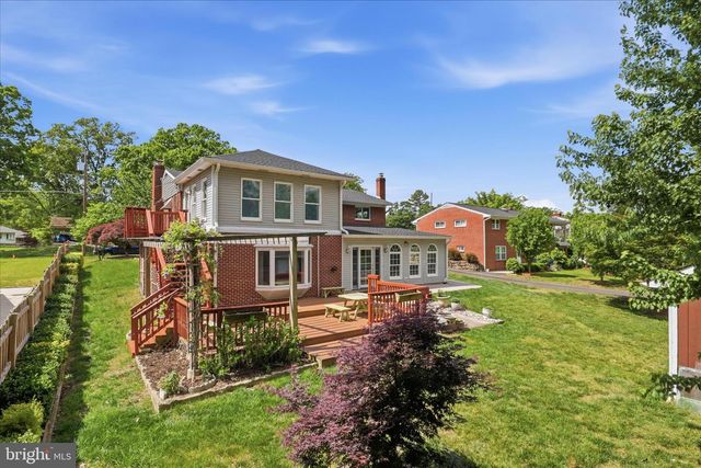 6718 RUSKIN ST, Springfield, VA 22150
