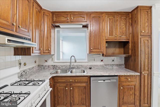 6718 RUSKIN ST, Springfield, VA 22150