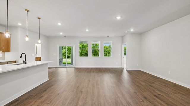 329 Harvest Point Blvd, Spring Hill, TN 37174