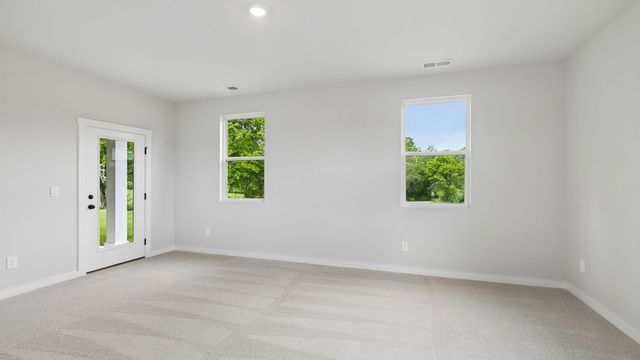 329 Harvest Point Blvd, Spring Hill, TN 37174
