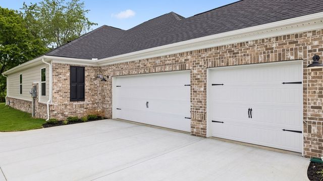 329 Harvest Point Blvd, Spring Hill, TN 37174