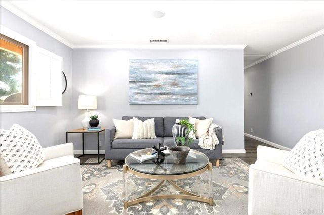 3137 Avenida Topanga, Carlsbad, CA 92009