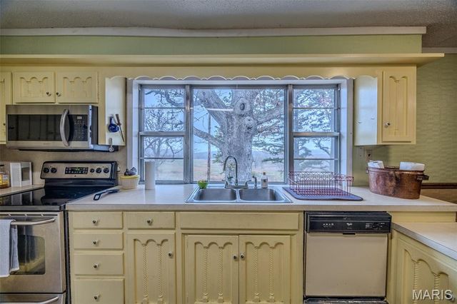 22781-A Route 66, Lebanon, MO 65536