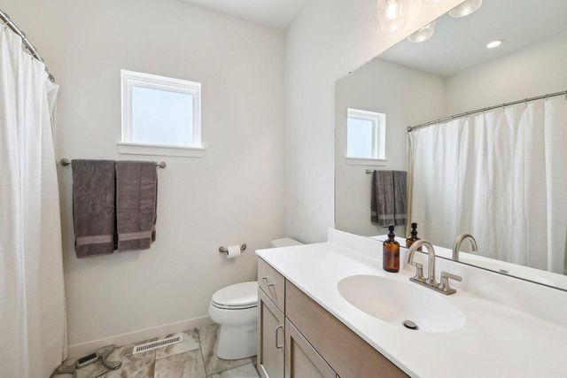 6655 Royal View Drive, Deforest, WI 53532