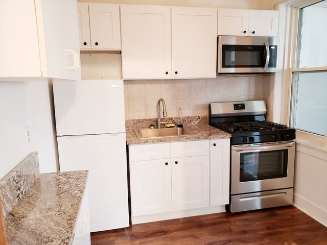 3514 N Broadway Street 1, Chicago, IL 60657