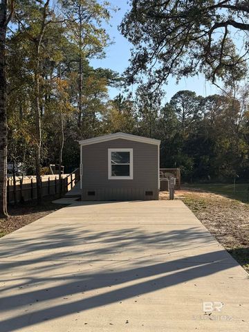 34690 Barclay Avenue, Lillian, AL 36549