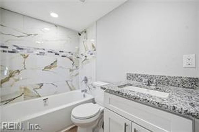 20 Neville ST, Portsmouth, VA 23701