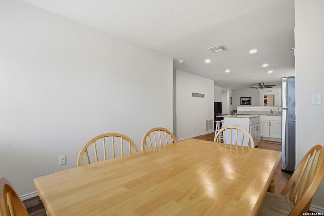 5815 Rolling Gln, San Antonio, TX 78218