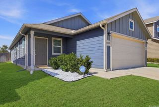 5815 Rolling Gln, San Antonio, TX 78218