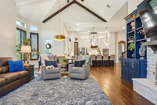 405 Meandering Creek Drive, Argyle, TX 76226